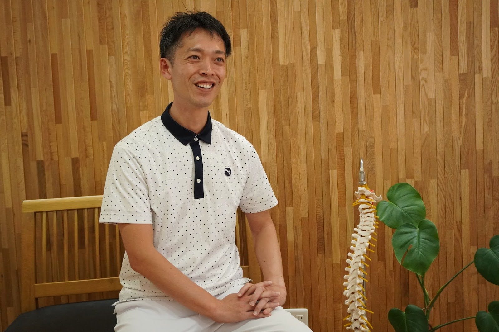 合同会社 接骨院くら 倉持 怜史